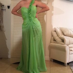 Nice green dress